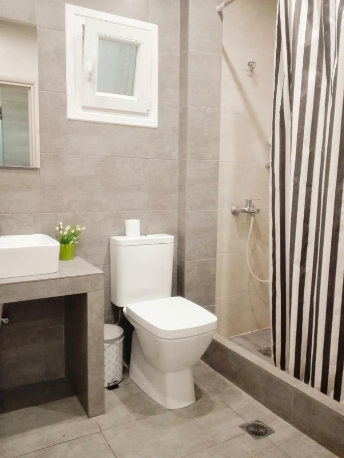Апартаменты Luxury At Navarino Square *